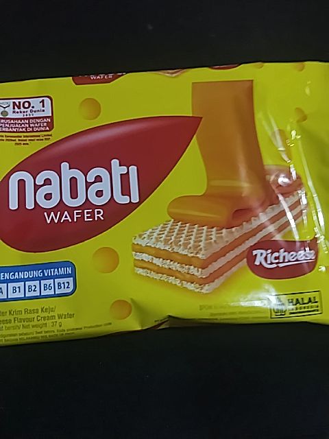 nabati wafer cheese